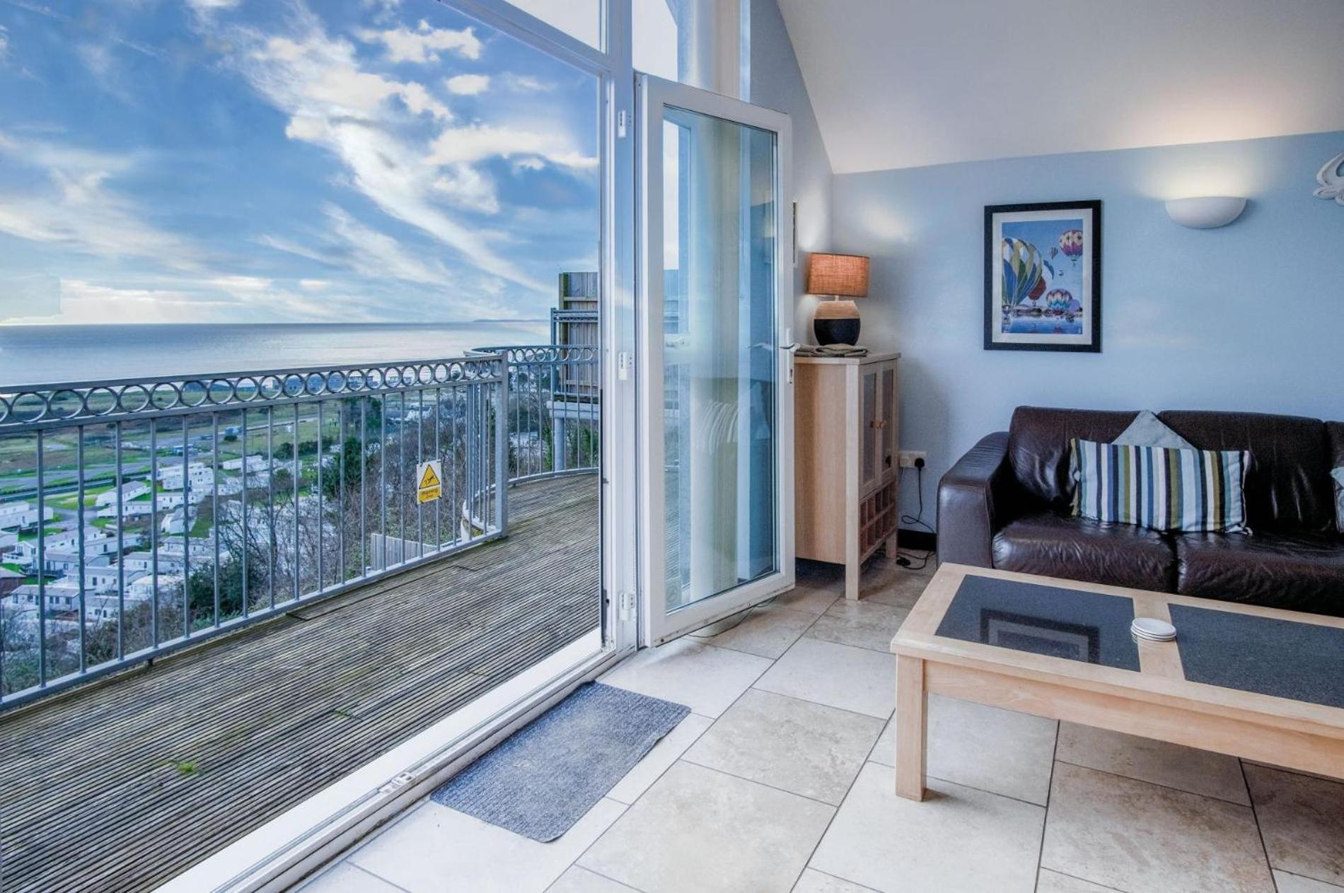 Ewyn Y Don - 2 Bedroom Apartment - Pendine Exterior foto